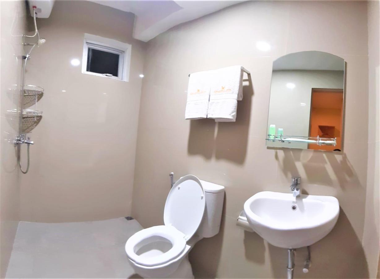 New Gentala Hotel Медан Экстерьер фото